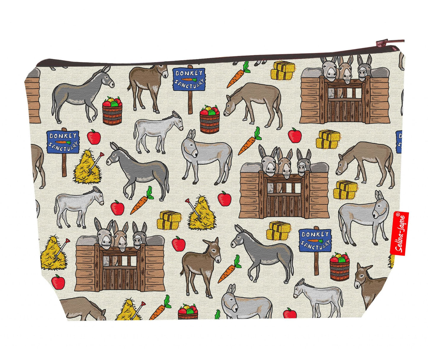 Practical 29cm donkey wash bag perfect for farm animal lovers and countryside enthusiasts