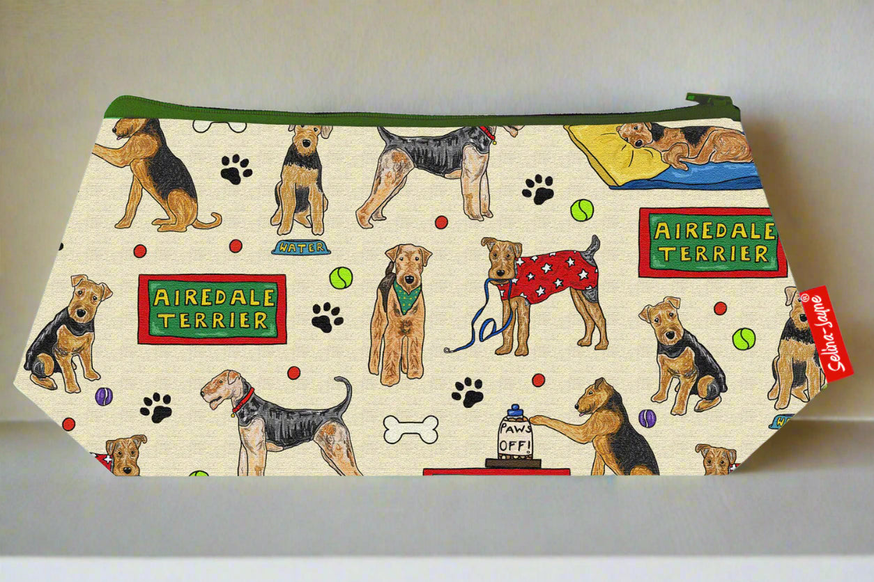 Airedale Terrier Makeup Bag