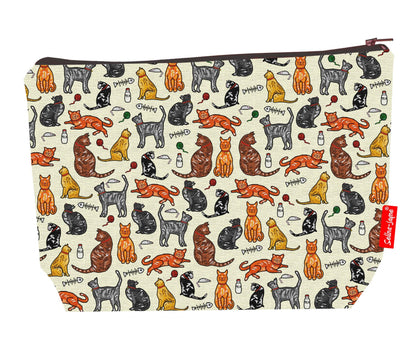 Premium Cats wash bag with durable polyester and colour-coordinated zip, 29cm practical size