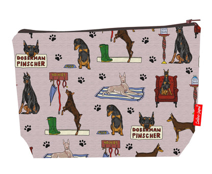 Premium 29cm Doberman wash bag with washable lining and durable polyester construction