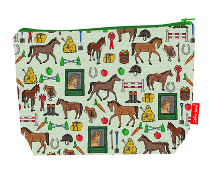 Premium 29cm equestrian wash bag perfect for horse lovers