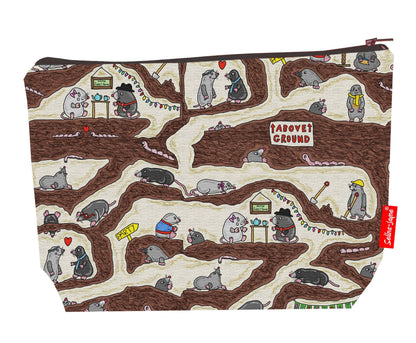 Premium 29cm wash bag with wildlife mole design, perfect for nature lovers and gardeners"