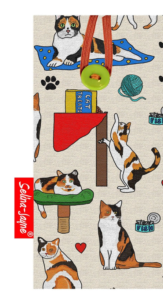 Vibrant calico cats print glasses case with soft cotton lining — perfect cat lover gift